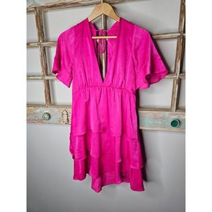 Show Me Your Mumu Hot Pink Dulce Tiered Deep V Mini Size Large